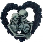 LIUSHUI Halloween Skeleton Wreath Heart-Shaped Skeleton Wreath for Halloween Door Decoration,Black Rose Wreath Wall Sculpture Romantic Goth Valentine's Day Gift Home Decor Accent Door