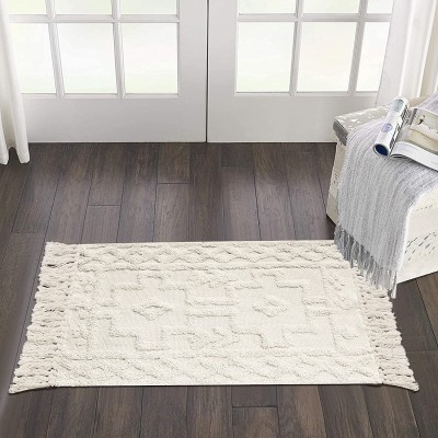 Uphome Boho Bathroom Rug 2' x 3' Tufted Cotton Accent Rug with Tassel Hand Woven Washable Geometric Area Rug for Entryway Bedroom Laundry Living Room Kitchen