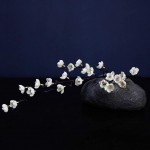 Charmly 5 Pcs Artificial Plum Blossom Fake Wintersweet Long Stem Plastic Flowers Home Hotel Office Wedding Party Garden Decor 27.5'' High White