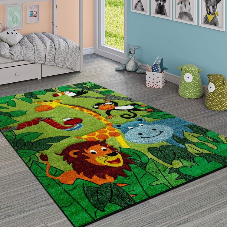 Kid´s Rug for Nursery with Jungle Animals in Green Size: 2'8 x 4'11