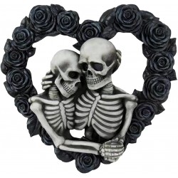 Our Love is Eternal Beautiful Gothic Skeleton Lovers Embracing on Black Rose Wreath Wall Sculpture,Romantic Goth Home Decor Accent Door Wreath Diameter 20cm