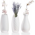 Casa Mondo White Bud Vases Set of 3 Decorative Ceramic Vases for Home Decor Modern Farmhouse Flower Vases 5.2x2.5in Fireplace Mantel Side Table Decor Entryway Table Decor Home Accents